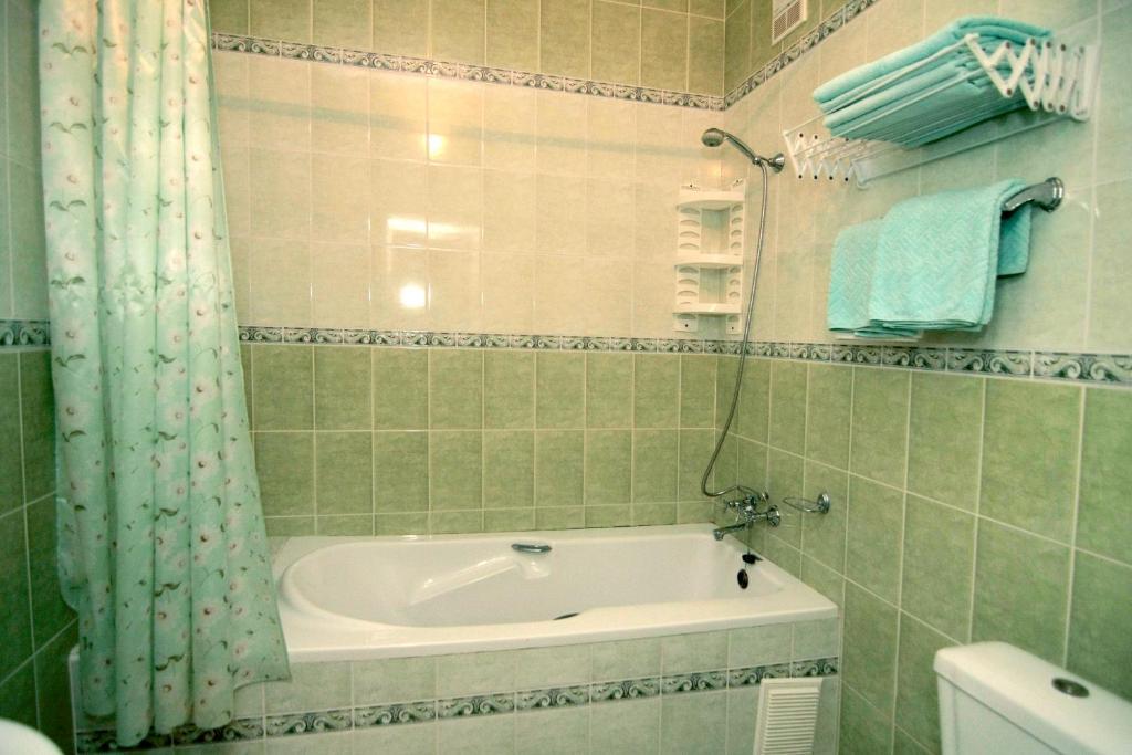 Admiral Hotel Skadovsʼk Pokoj fotografie