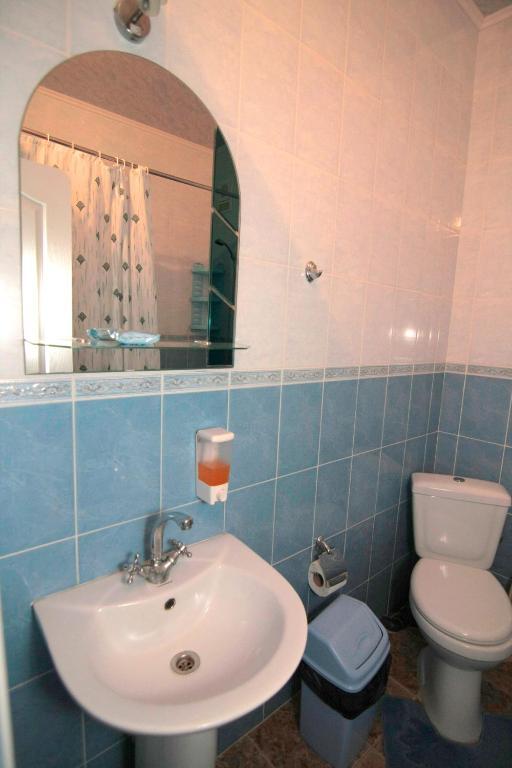 Admiral Hotel Skadovsʼk Pokoj fotografie