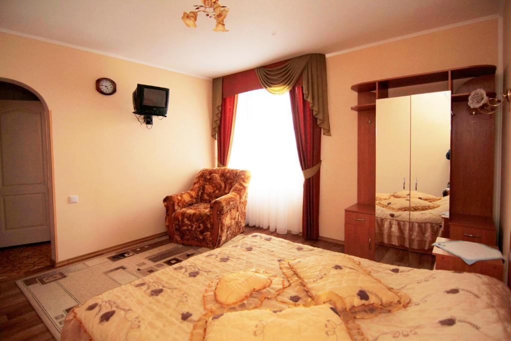 Admiral Hotel Skadovsʼk Pokoj fotografie
